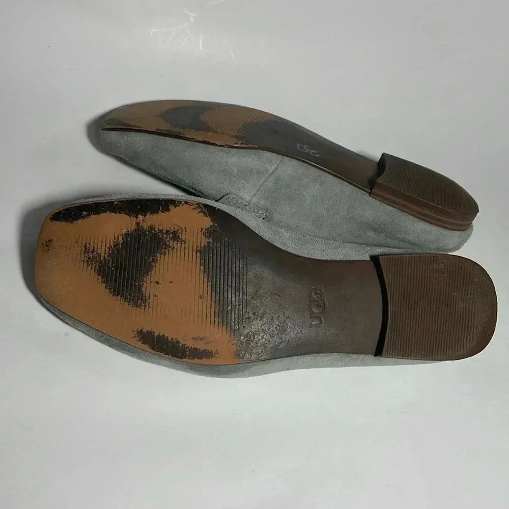 Ugg gray suede leather oxford loafers size 7‎